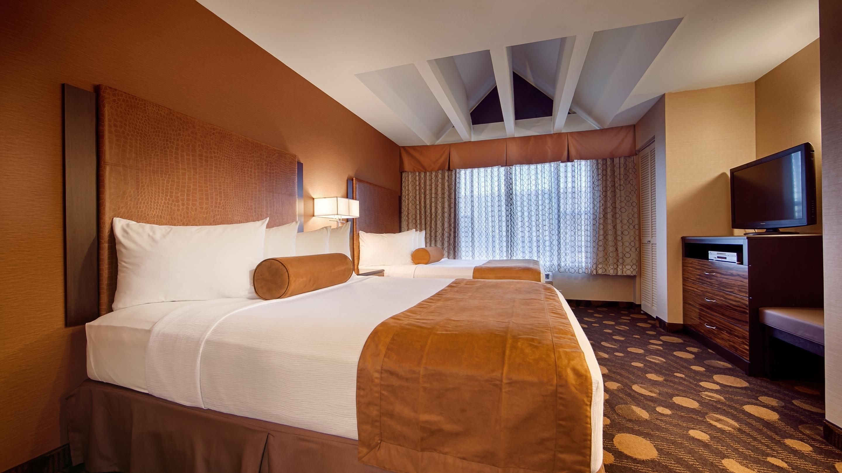 Western Island Hotel