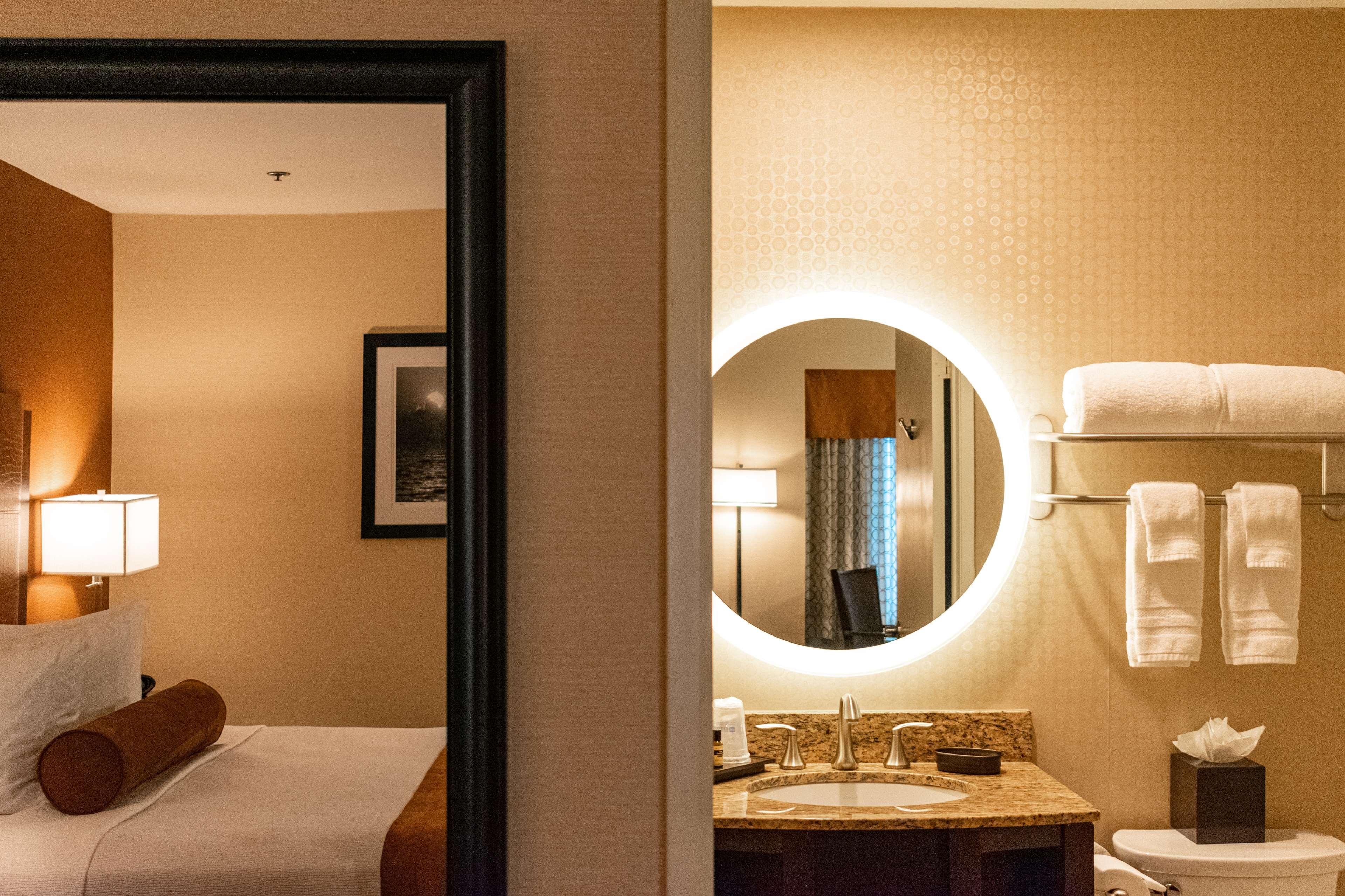 Western Island 3* Coronado