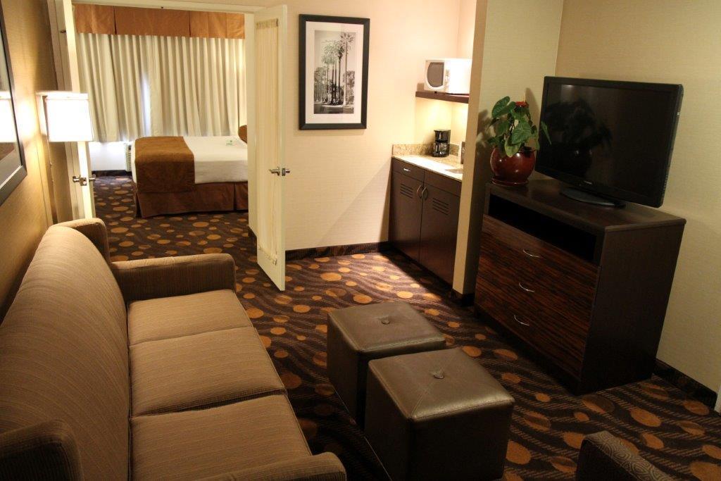Hotel Western Island 3*