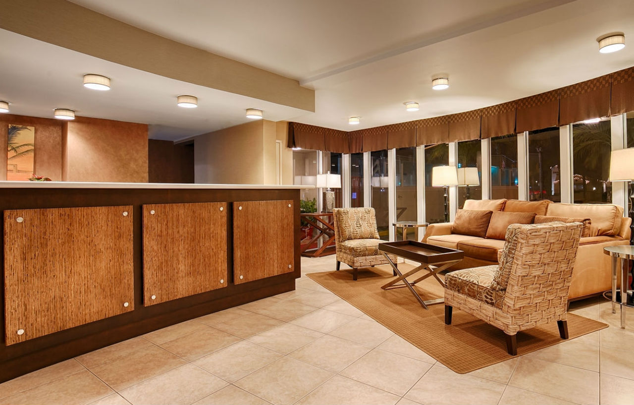 Hotel Western Island 3*
