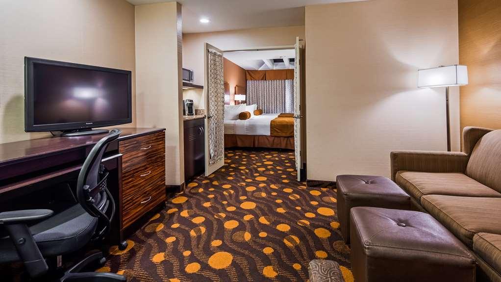 Hotel Western Island 3*