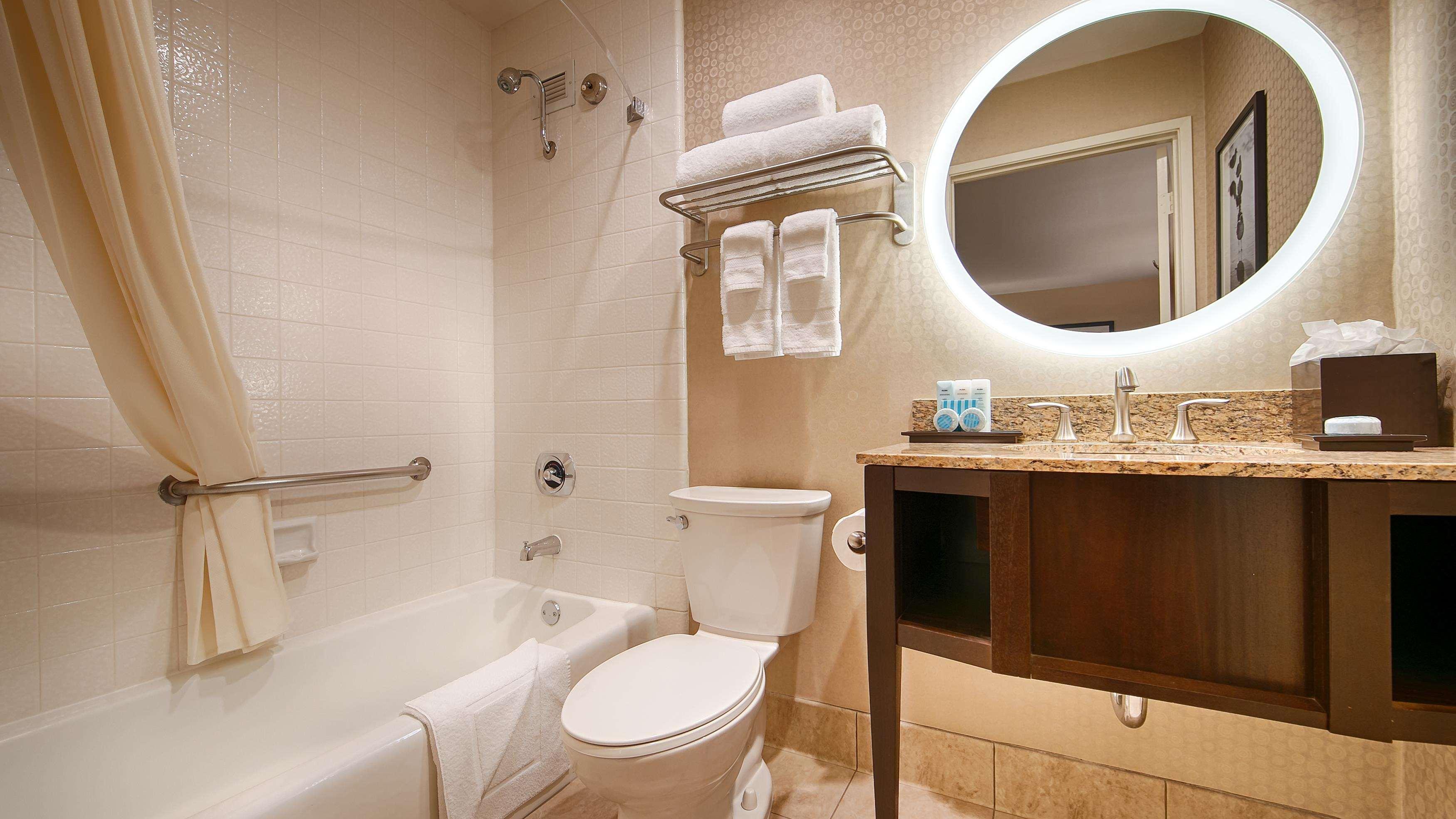 Hotel Western Island 3*