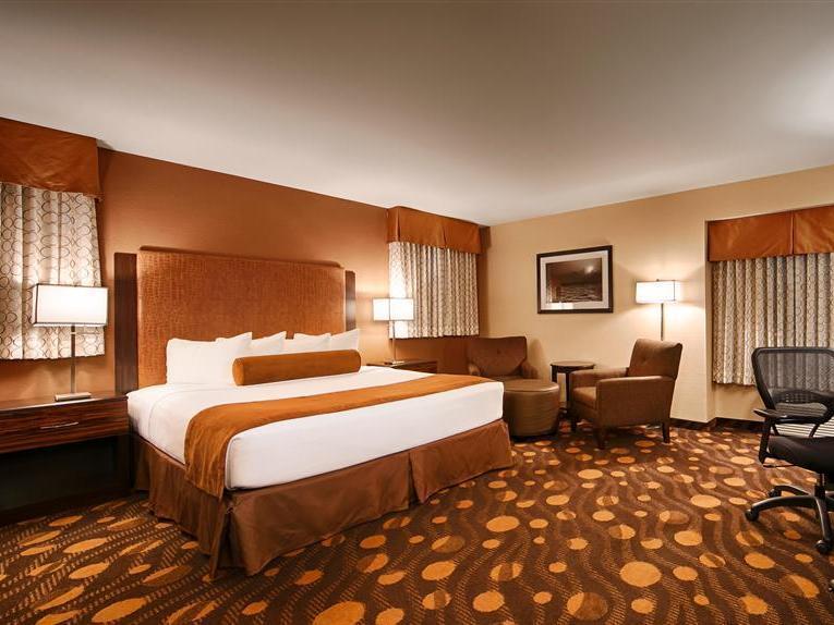 Western Island Hotel